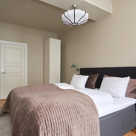 Spacious 3b W Double Beds Centre Apartamento