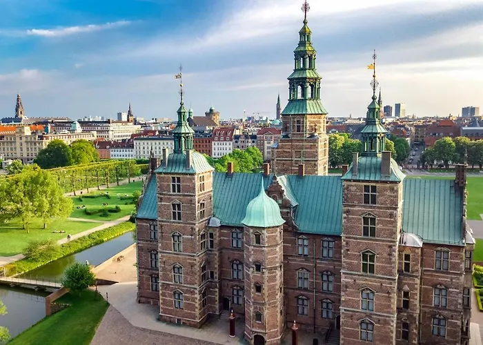 Spacious 3b W Double Beds Centre Appartement